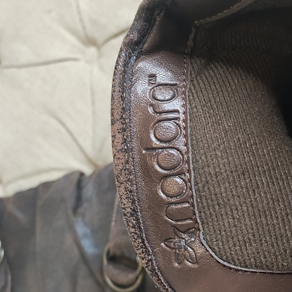 Nadora brown heeled boots with adjustable buckles women's size 8.5M - Picture 8 of 8